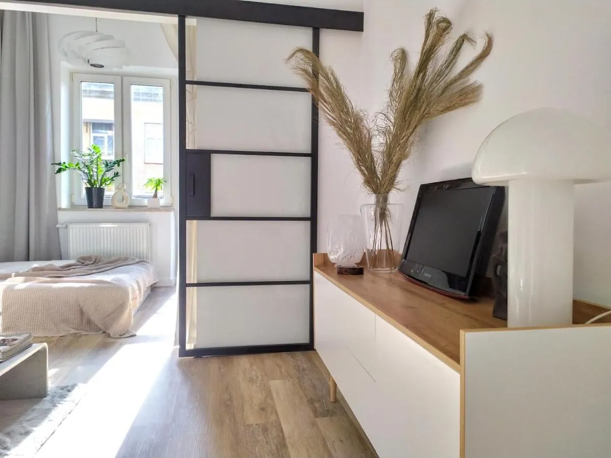 Warsaw Concierge Stalowa 0*,  Polen